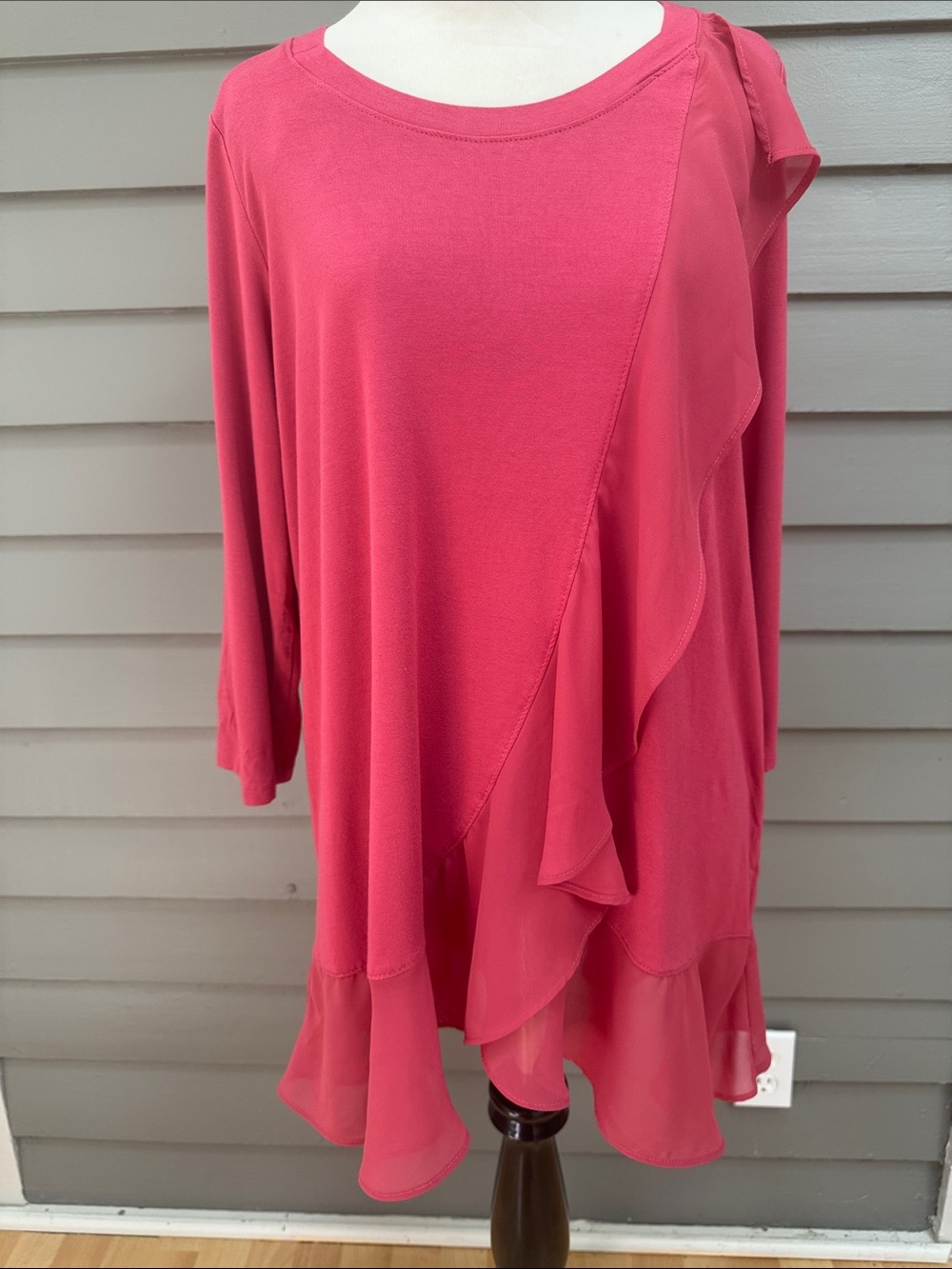 Ruby Ribbon Flounce Flutter Ruffled Red/Pink Tunic Top Medium